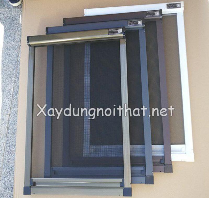 Quy trình chọn mẫu cầu thang inox 304 phù hợp với không gian nội thất và ngân sách gia đình, minh họa các yếu tố cần cân nhắc.